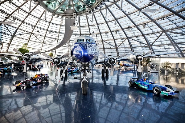 hangar-7.jpg